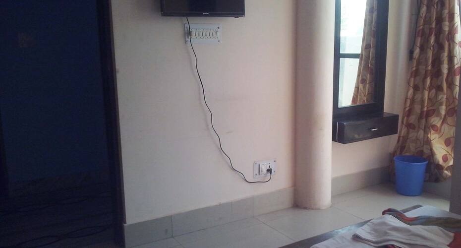 Hotel B.S Residency, Dehradun 2